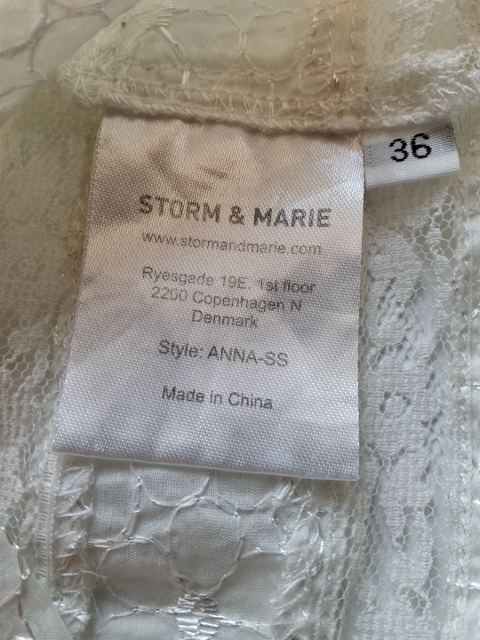 Storm og Marie Bluse